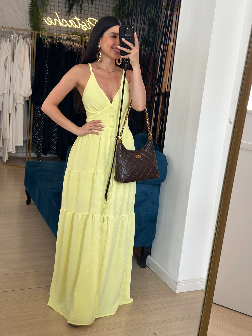 Vestido Longo com Botões Frontais
