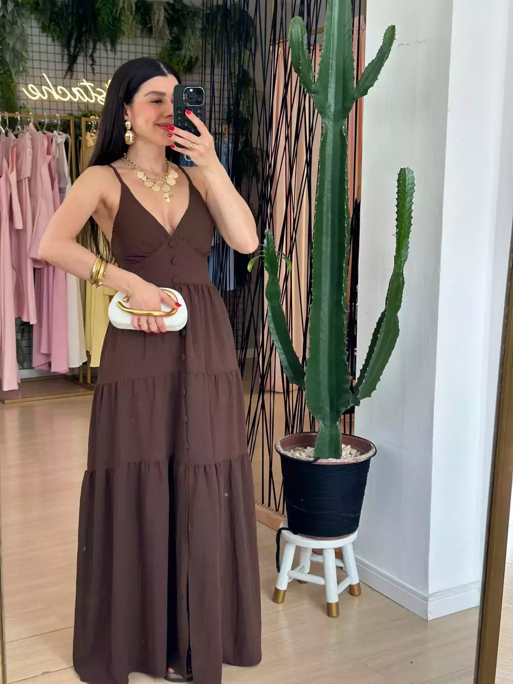 Vestido Longo com Botões Frontais