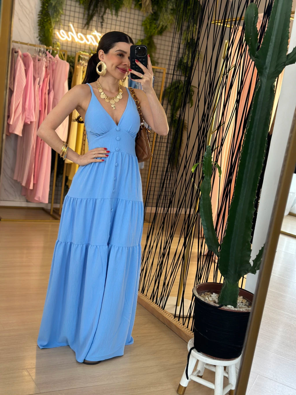 Vestido Longo com Botões Frontais